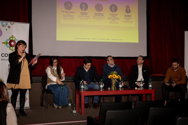 Presentación del panel de turismo